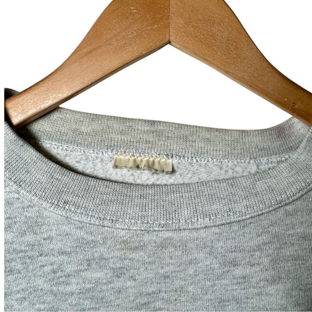 Vintage Greetings From Sturbridge Massachusetts Gray Crewneck Sweatshirt Large - Picture 3 of 5